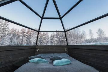 Фото номера Стеклянное иглу Отель Arctic SnowHotel &amp; Glass Igloos г. Синетта 5